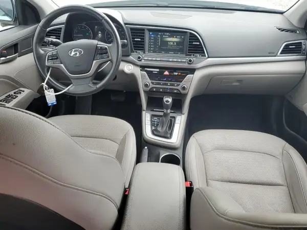 5NPD84LF3HH035969 2017 HYUNDAI ELANTRA - Image 8