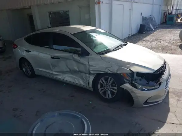 5NPD84LF3HH036507 2017 HYUNDAI ELANTRA - Image 1