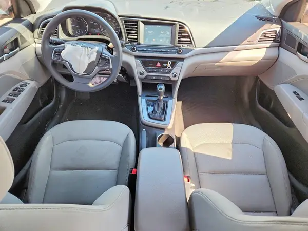 5NPD84LF3HH037933 2017 HYUNDAI ELANTRA - Image 8
