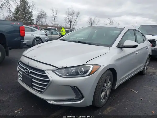 5NPD84LF3HH041397 2017 HYUNDAI ELANTRA - Image 2