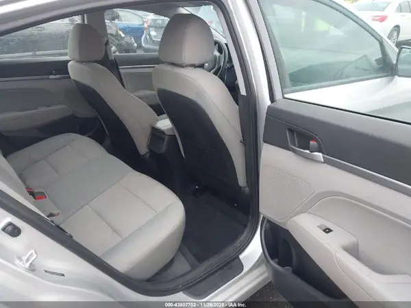 5NPD84LF3HH041397 2017 HYUNDAI ELANTRA - Image 8