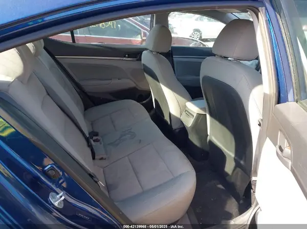 5NPD84LF3HH041576 2017 HYUNDAI ELANTRA - Image 8