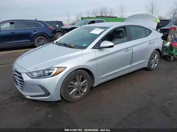 5NPD84LF3HH042274 2017 HYUNDAI ELANTRA - Image 2