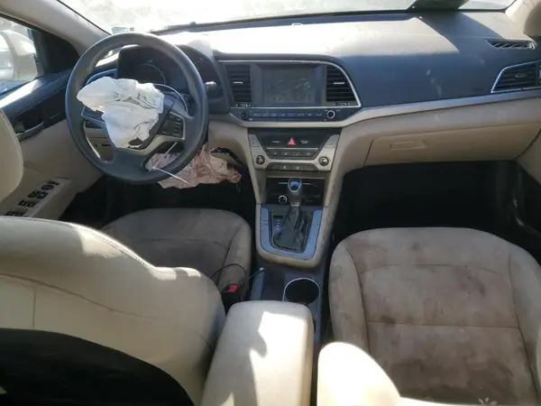 5NPD84LF3HH042498 2017 HYUNDAI ELANTRA - Image 8