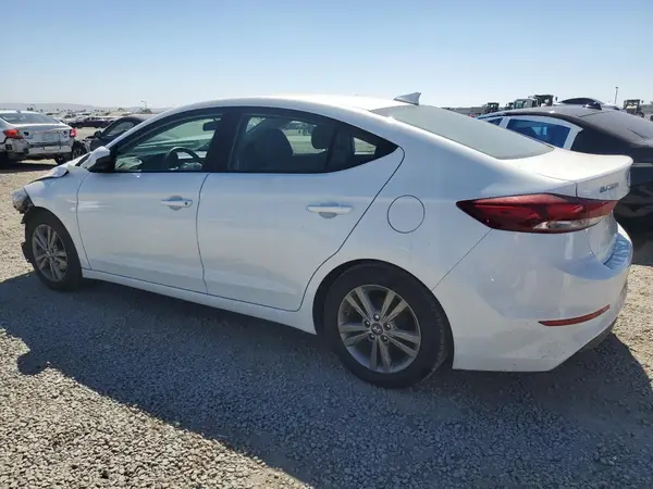 5NPD84LF3HH045692 2017 HYUNDAI ELANTRA - Image 2