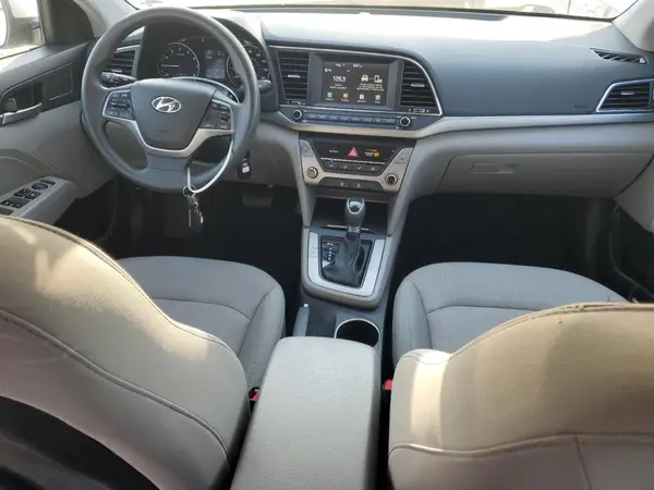 5NPD84LF3HH047927 2017 HYUNDAI ELANTRA - Image 8