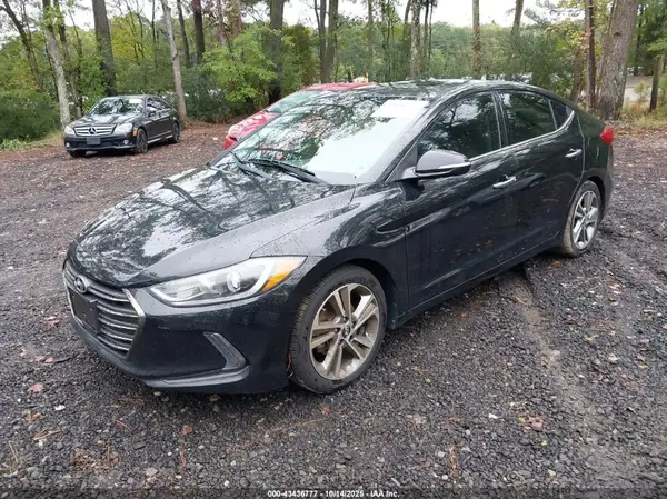 5NPD84LF3HH050312 2017 HYUNDAI ELANTRA - Image 2