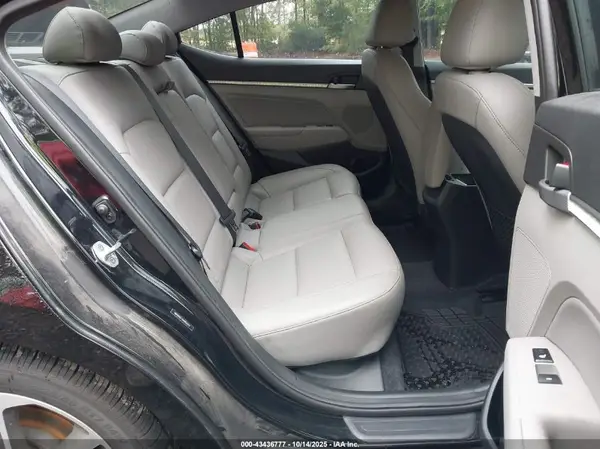 5NPD84LF3HH050312 2017 HYUNDAI ELANTRA - Image 8
