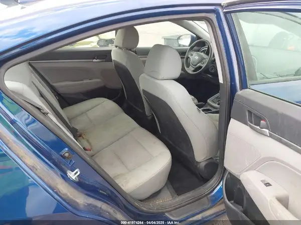 5NPD84LF3HH052027 2017 HYUNDAI ELANTRA - Image 8