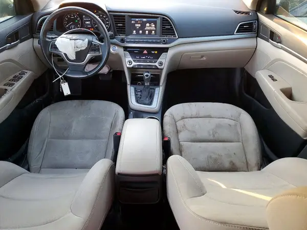 5NPD84LF3HH054828 2017 HYUNDAI ELANTRA - Image 8