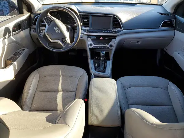 5NPD84LF3HH055204 2017 HYUNDAI ELANTRA - Image 8