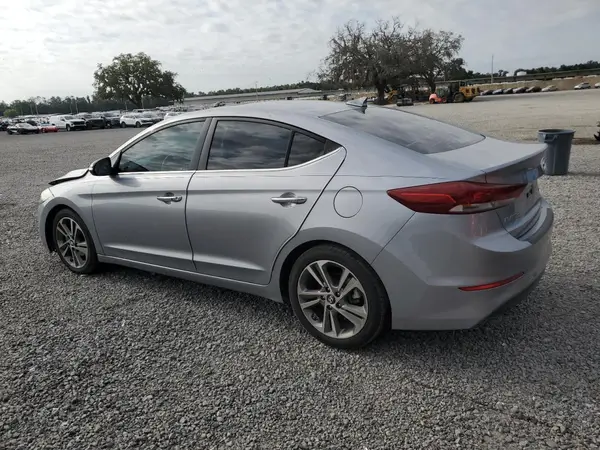 5NPD84LF3HH055526 2017 HYUNDAI ELANTRA - Image 2