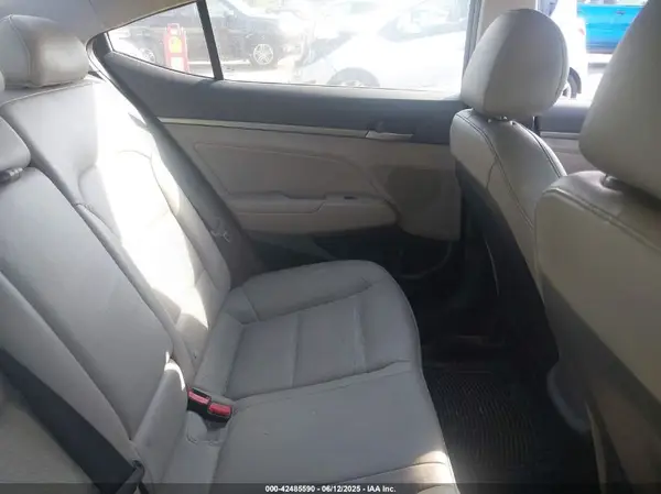 5NPD84LF3HH056983 2017 HYUNDAI ELANTRA - Image 8