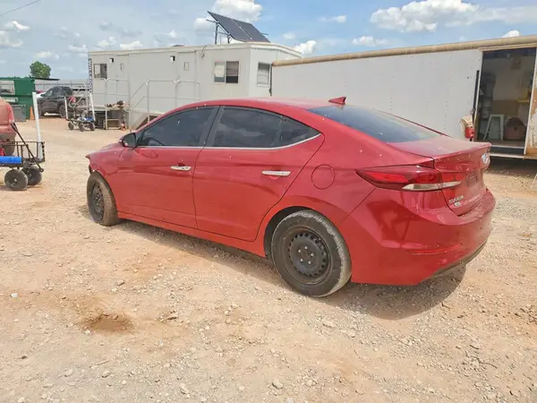 5NPD84LF3HH059818 2017 HYUNDAI ELANTRA - Image 2