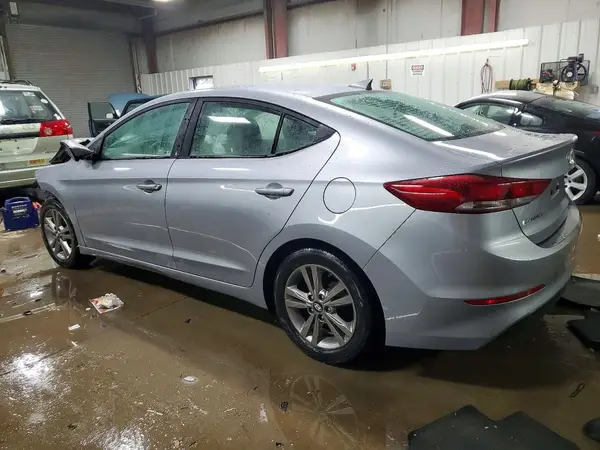 5NPD84LF3HH062072 2017 HYUNDAI ELANTRA - Image 2
