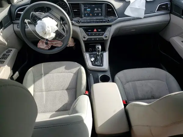 5NPD84LF3HH062072 2017 HYUNDAI ELANTRA - Image 8