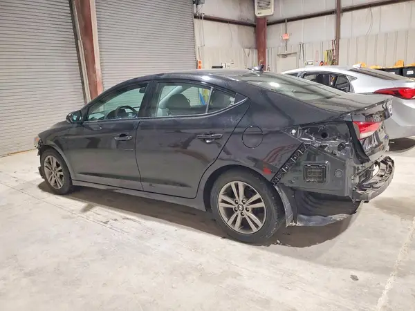 5NPD84LF3HH064355 2017 HYUNDAI ELANTRA - Image 2