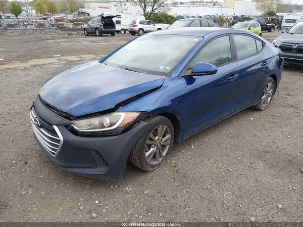5NPD84LF3HH065392 2017 HYUNDAI ELANTRA - Image 2