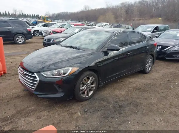 5NPD84LF3HH069880 2017 HYUNDAI ELANTRA - Image 2