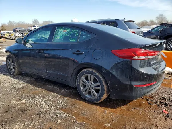 5NPD84LF3HH070429 2017 HYUNDAI ELANTRA - Image 2
