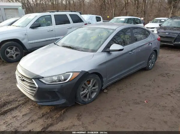 5NPD84LF3HH070723 2017 HYUNDAI ELANTRA - Image 2