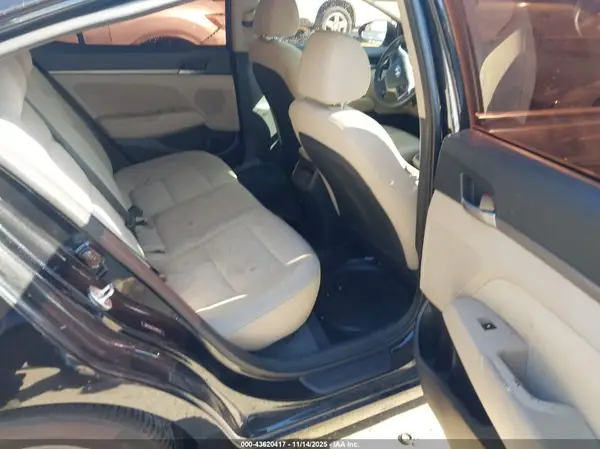 5NPD84LF3HH085223 2017 HYUNDAI ELANTRA - Image 8