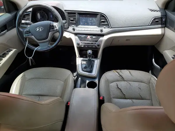 5NPD84LF3HH085559 2017 HYUNDAI ELANTRA - Image 8