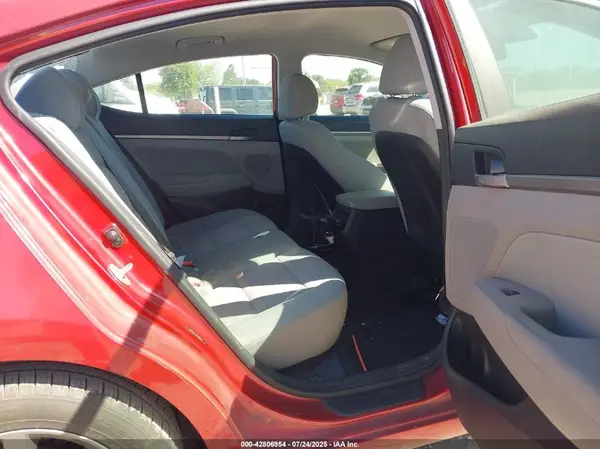 5NPD84LF3HH088039 2017 HYUNDAI ELANTRA - Image 8