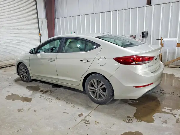 5NPD84LF3HH088140 2017 HYUNDAI ELANTRA - Image 2