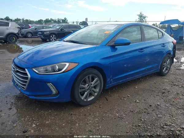 5NPD84LF3HH088445 2017 HYUNDAI ELANTRA - Image 2