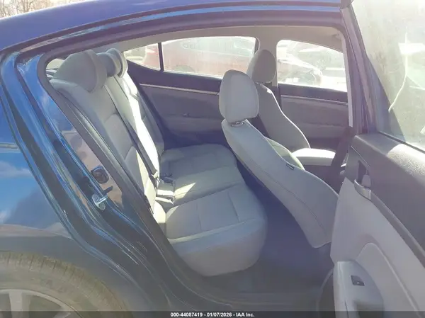5NPD84LF3HH089076 2017 HYUNDAI ELANTRA - Image 8