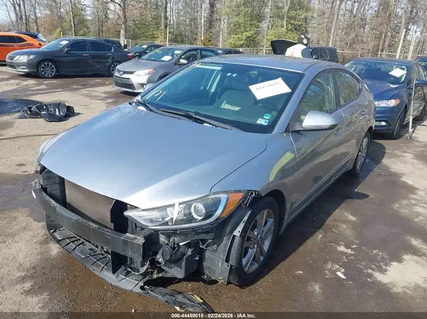 5NPD84LF3HH089868 2017 HYUNDAI ELANTRA - Image 2