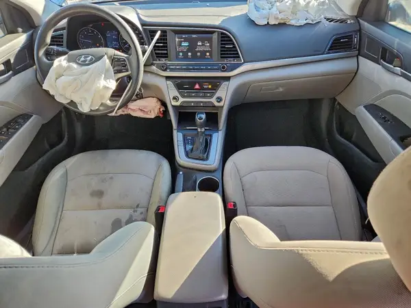 5NPD84LF3HH090339 2017 HYUNDAI ELANTRA - Image 8