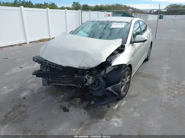 5NPD84LF3HH095606 2017 HYUNDAI ELANTRA - Image 2