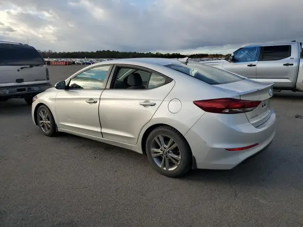 5NPD84LF3HH096156 2017 HYUNDAI ELANTRA - Image 2