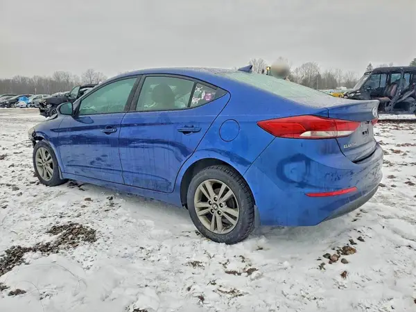 5NPD84LF3HH097596 2017 HYUNDAI ELANTRA - Image 2