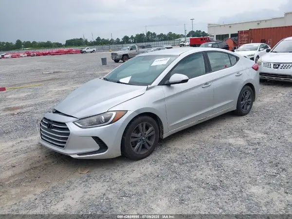 5NPD84LF3HH101131 2017 HYUNDAI ELANTRA - Image 2