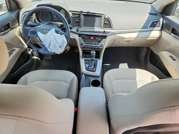 5NPD84LF3HH107138 2017 HYUNDAI ELANTRA - Image 8