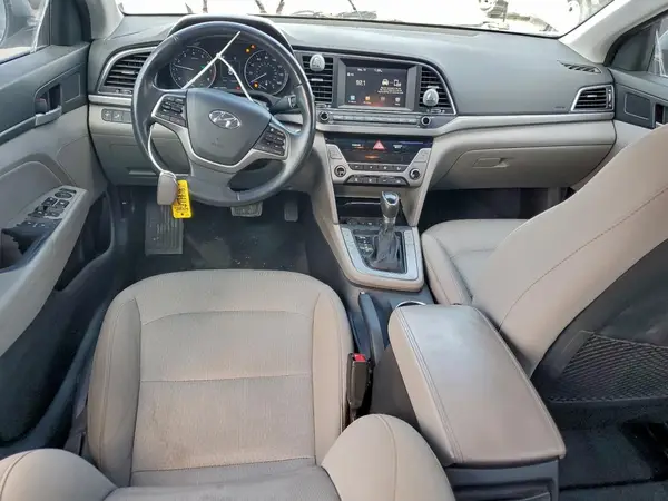 5NPD84LF3HH110914 2017 HYUNDAI ELANTRA - Image 8