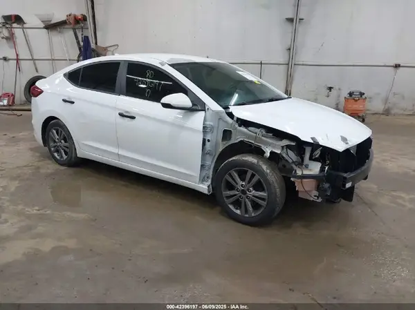 5NPD84LF3HH115806 2017 HYUNDAI ELANTRA - Image 1