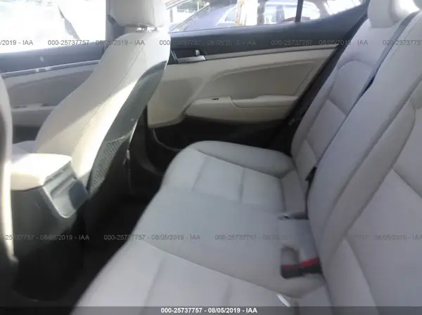 5NPD84LF3HH118446 2017 HYUNDAI ELANTRA - Image 8