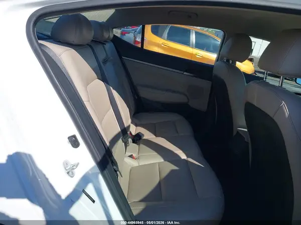 5NPD84LF3HH120519 2017 HYUNDAI ELANTRA - Image 8
