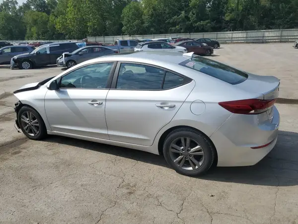 5NPD84LF3HH121976 2017 HYUNDAI ELANTRA - Image 2