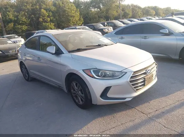 5NPD84LF3HH123663 2017 HYUNDAI ELANTRA - Image 1