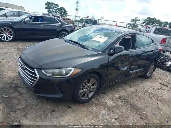 5NPD84LF3HH123887 2017 HYUNDAI ELANTRA - Image 2