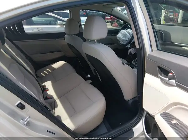 5NPD84LF3HH130791 2017 HYUNDAI ELANTRA - Image 8