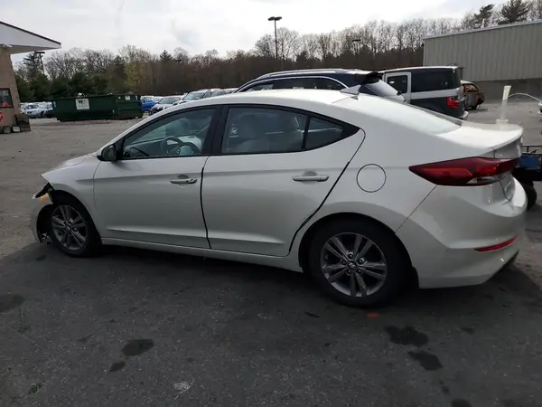 5NPD84LF3HH134033 2017 HYUNDAI ELANTRA - Image 2