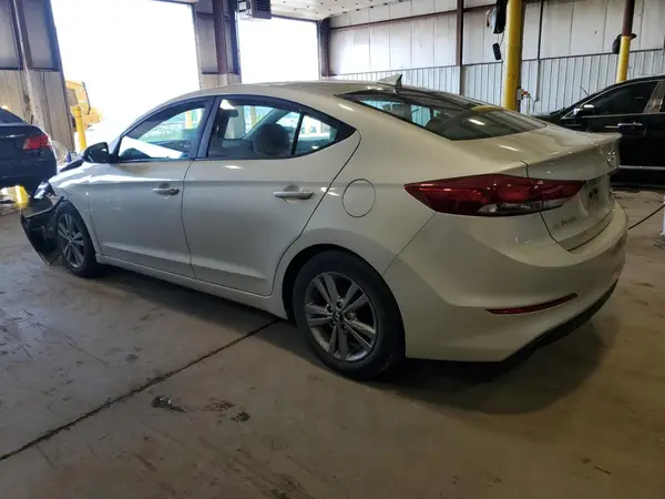 5NPD84LF3HH134047 2017 HYUNDAI ELANTRA - Image 2