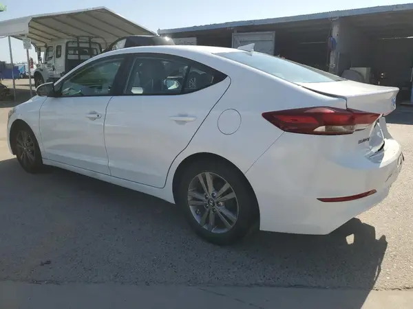 5NPD84LF3HH134999 2017 HYUNDAI ELANTRA - Image 2