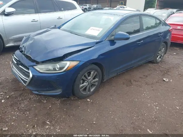 5NPD84LF3HH135652 2017 HYUNDAI ELANTRA - Image 2